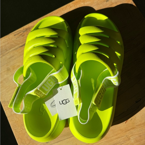 UGG Sport Yeah Lime Green Slides - Picture 5 of 6